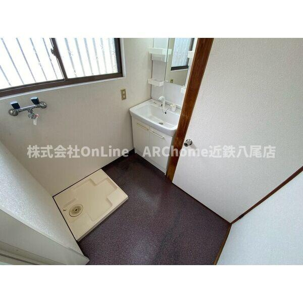 恩智北町2丁目戸建の独立洗面台