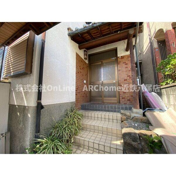 恩智北町2丁目戸建の玄関