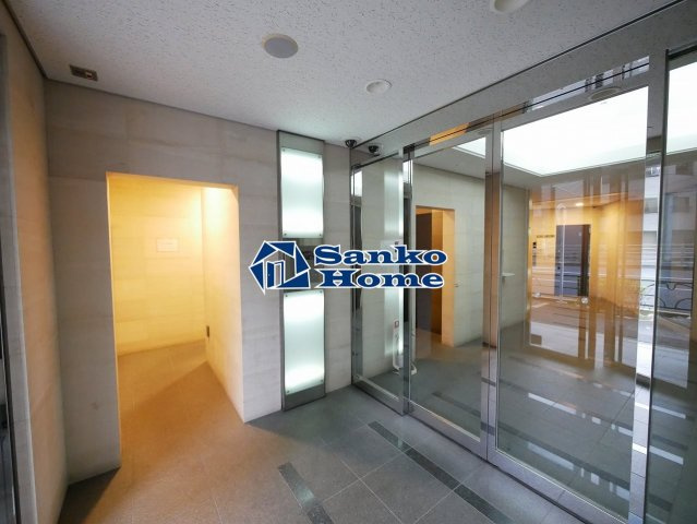 プレール・ドゥーク東京ＥＡＳＴⅢのエントランス