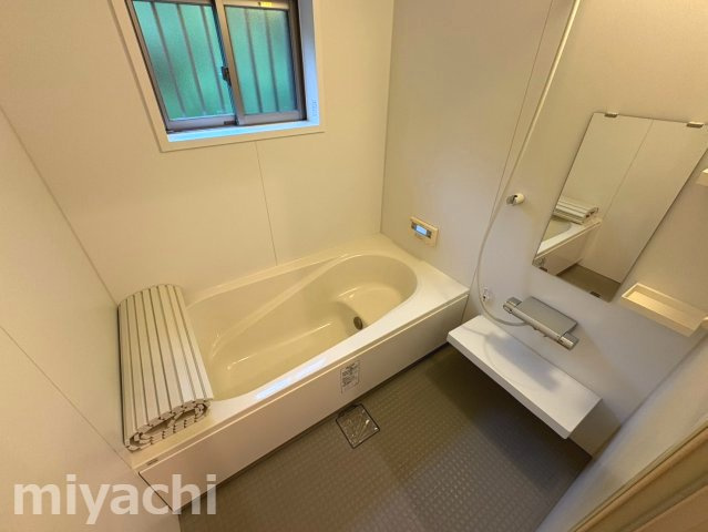フィットセル　エイトの浴室
