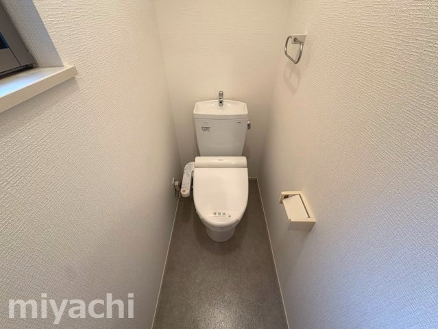 フィットセル　エイトのトイレ