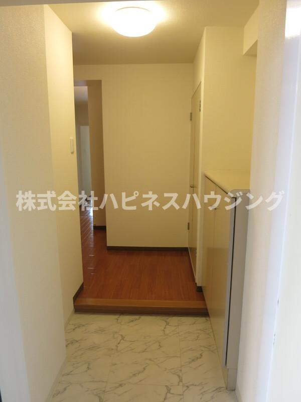 TQレジデンス柏の玄関