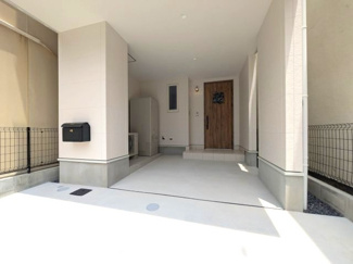 【駐車場】 | 【吉島新町１】可愛い＆収納充実の3階建て都市型住宅