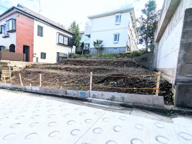 大田区南馬込3丁目　新築戸建の前面道路含む現地写真|2026.09.24撮影

現地ご見学希望・資料請求などお気軽にお問い合わせ下さい！
03-5990-5201