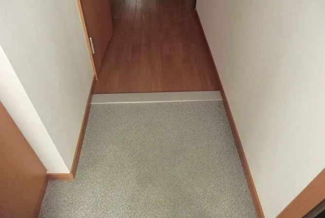 パークサイド土呂の玄関