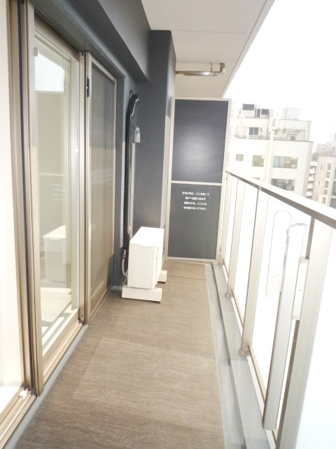 テラス文京本郷のバルコニー|※写真は同タイプの別室になります