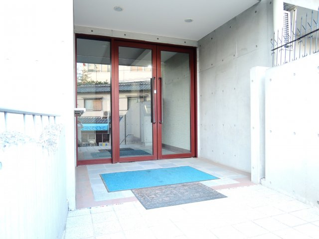 LA・REJOUIRのロビー