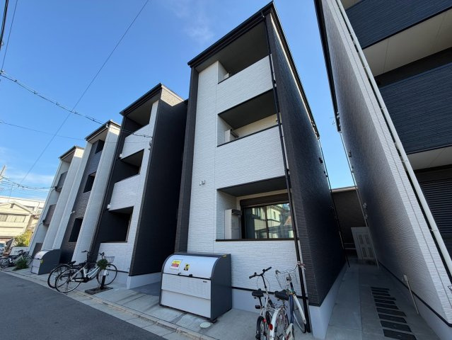 東大阪市大蓮北４丁目のハイツ