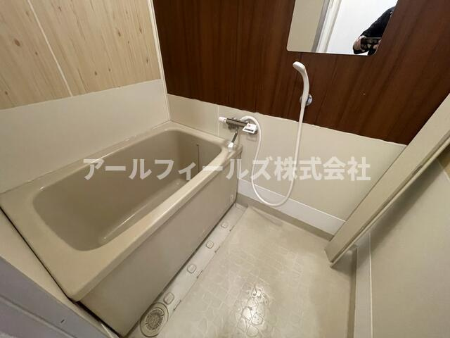 ステップ二ツ木の浴室