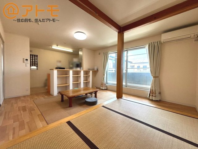 【居間・リビング】 | 焼津市石脇下　中古戸建