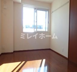ルミエール久が原の寝室