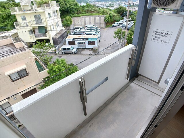 【バルコニー】 | グランビスタ | 陽当たり良好なバルコニーです