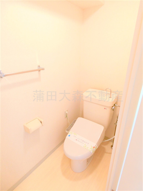 ソレイユ西六郷のトイレ|温水洗浄便座付きのトイレ