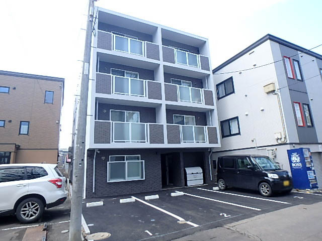 ＬＩＢＲＥ学園前