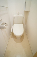 ゆったりとした空間のトイレです