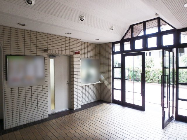 シャルマンコーポ西宮東のロビー