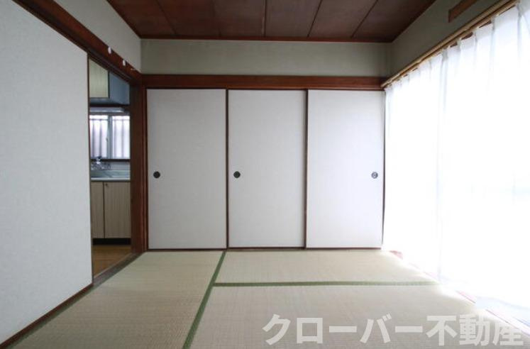 青の山戸建ての収納