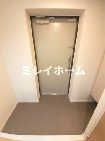 ウエストシックスの玄関
