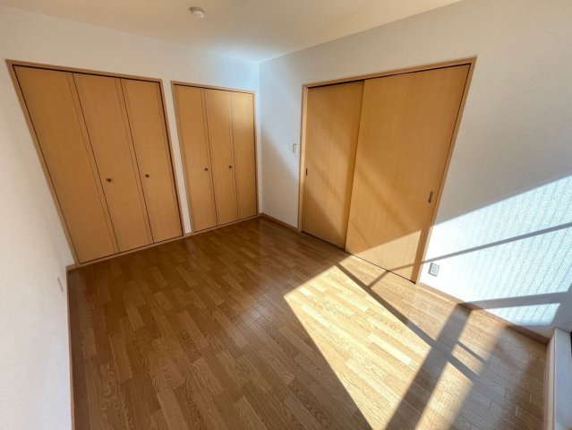 退去前のため別の部屋の写真です。