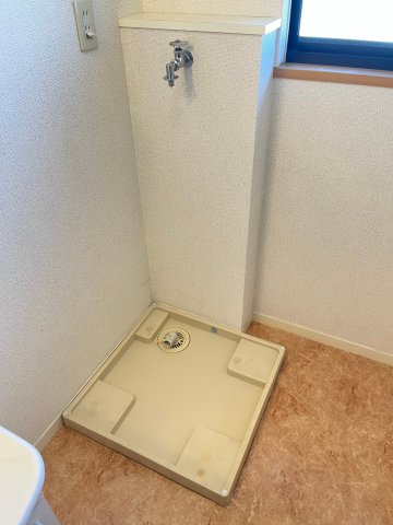 退去前のため別の部屋の写真です。