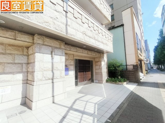 【エントランス】 | プレサンス金山グリーンパークス