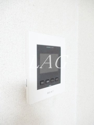 【セキュリティ】 | パインヴィレッジ代官山 | モニター付インターホンです。