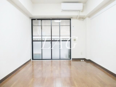 【居間・リビング】 | パインヴィレッジ代官山 | 洋室のお部屋です。