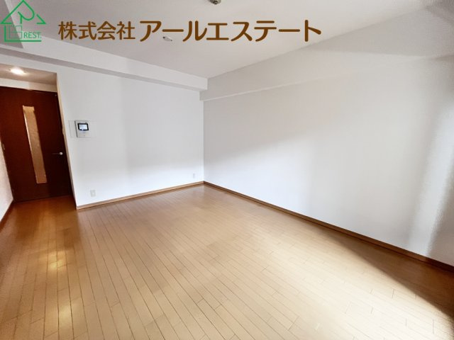 マーレ加古川駅前タワー　　JR「加古川駅」徒歩6分の居間・リビング