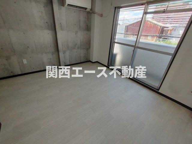  | シルキーハイツ