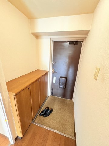 ジュネス北六甲の玄関