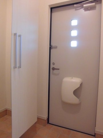 シンプルで使いやすい玄関です
