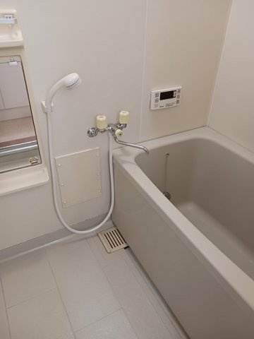 落ち着いた空間のお風呂です