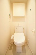 シンプルで使いやすいトイレです