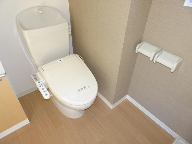 シャワー付トイレ