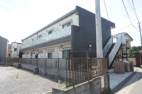 落ち着いた雰囲気の外観です