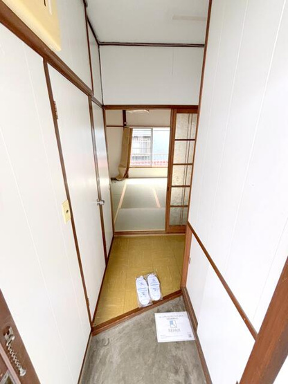【玄関】