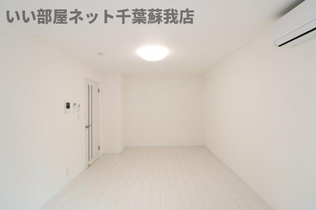 マイスタイル蘇我の居間・リビング|こちらのリビングで趣味の時間をお楽しみください