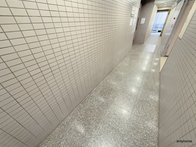 ライズ芦原橋　仲介手数料無料のロビー