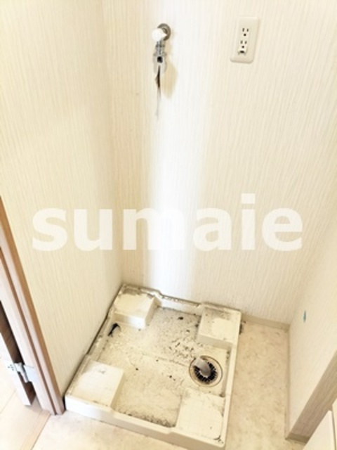 さくら大宮の洗面所|室内洗濯機置き場です。