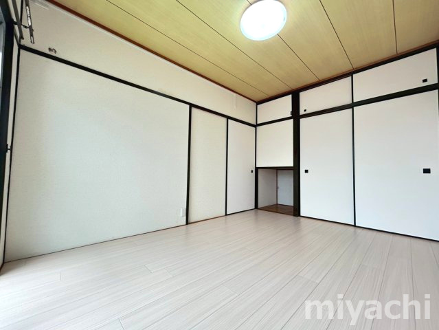 グリーンプラザⅠの洋室