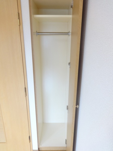 ルーブル多摩川弐番館の収納
