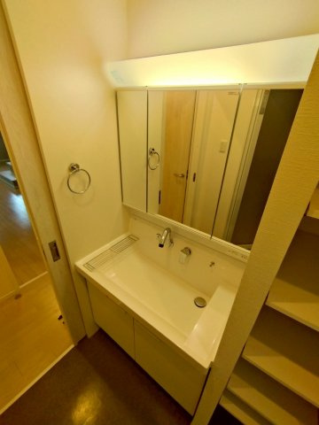 NTSビルの洗面所