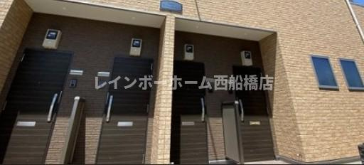 アムールトミーパレスⅢの玄関