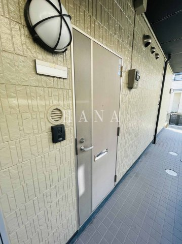 ミュウ壱番館 の玄関