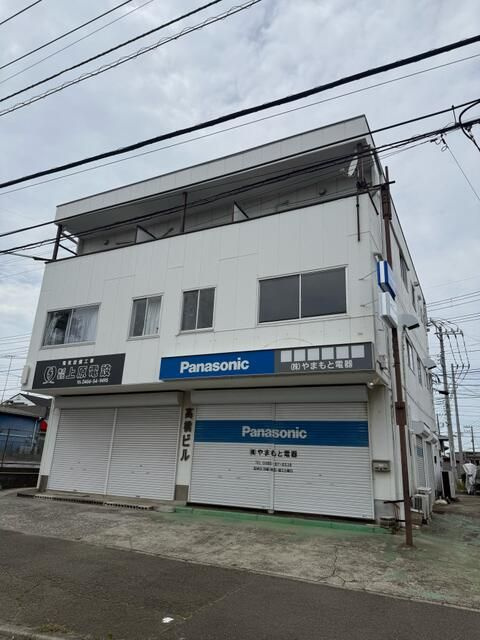 高橋ビルの外観