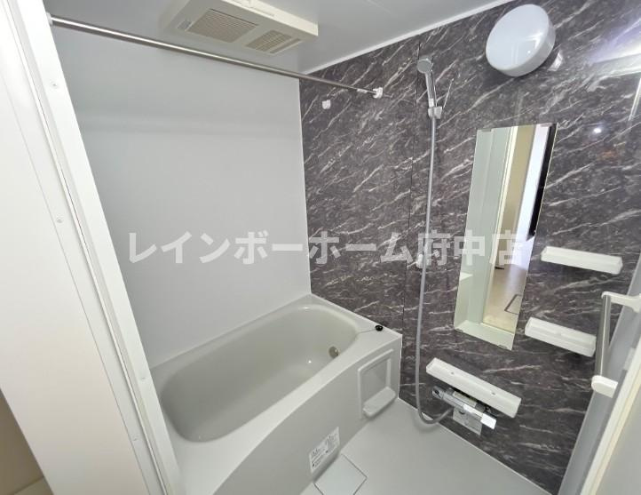 仮）日野市西平山アパート新築工事の浴室|※同施工写真