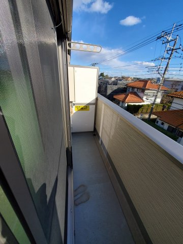 BestStage新狭山Ⅱのバルコニー|お洗濯にも便利なバルコニー付き