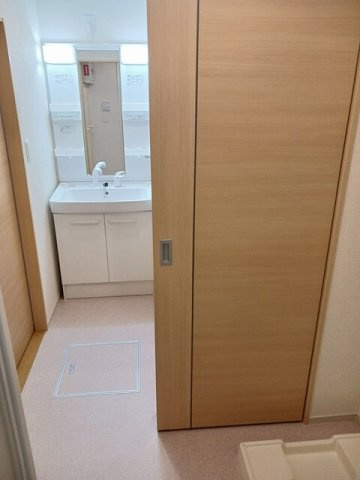 忙しい朝には欠かせない洗面所です