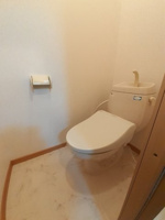 シンプルで使いやすいトイレです