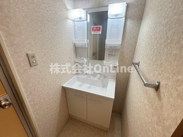 ガーデンライフ旭ヶ丘の独立洗面台